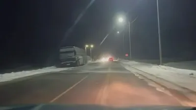туристы застряли на трассе в Казахстане, фото - Новости Zakon.kz от 16.01.2026 22:19