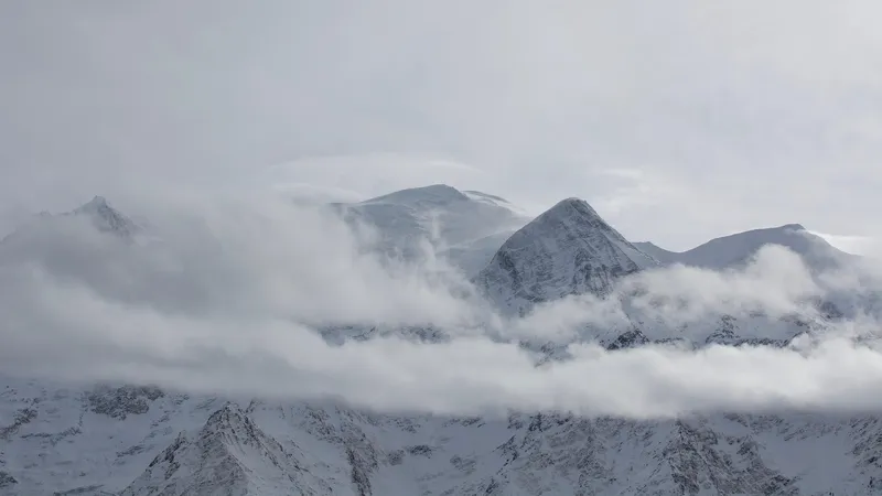 Ученые пересмотрели историю формирования гор Центральной Азии и пришли к неожиданному выводу