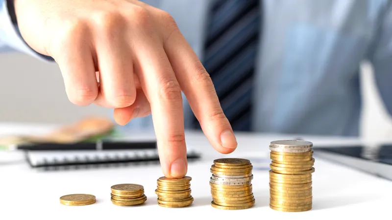 Золото, биткоин или валюта: во что вложить деньги казахстанцам в 2026 году