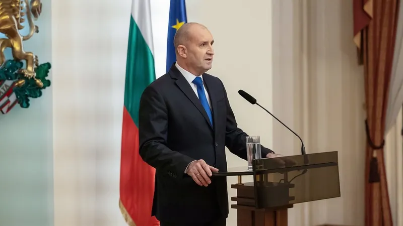Президент Болгарии Румен Радев уходит в отставку