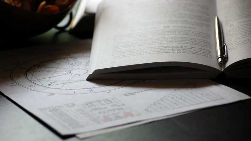 Астролог раскрыла опасные и перспективные дни начавшейся недели