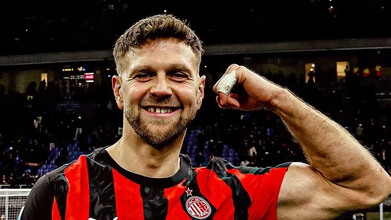 Новобранец "Милана" забил дебютный гол после кражи его часов за полмиллиона