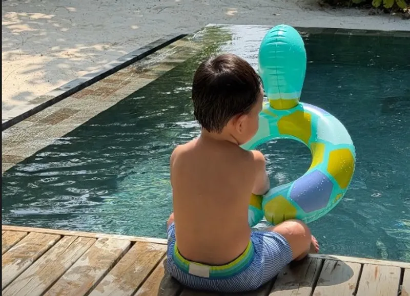 сын Ерке Есмахан и Раима, фото - Новости Zakon.kz от 20.01.2026 14:47