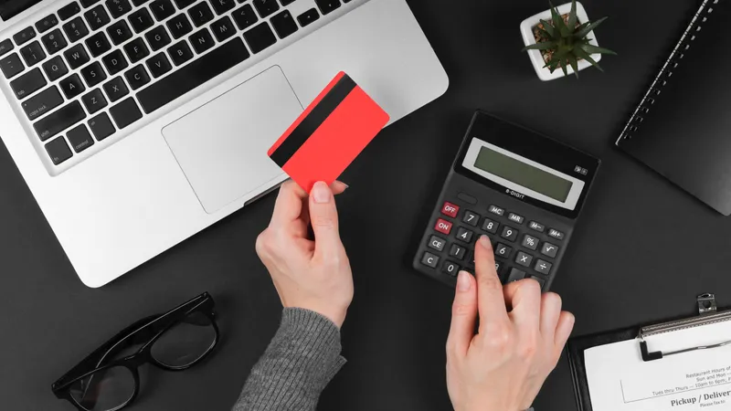 Оралда өзгенің атына 700 мың теңгеден астам несие ресімдеген күдікті ұсталды