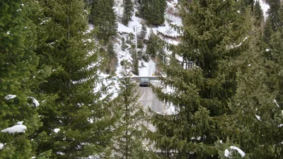 Горы, гора, горная местность, горный туризм, туристы в горах, Медео, Медеу, высокогорное урочище, горы, высокогорный спортивный комплекс, сурет - Zakon.kz жаңалық 24.04.2026 10:32