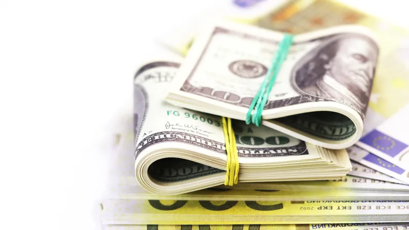 Курсы валют в обменниках Астаны и Алматы на 21 января