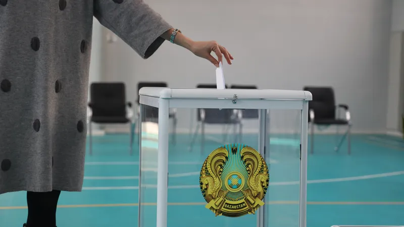 В Алматы начался референдум