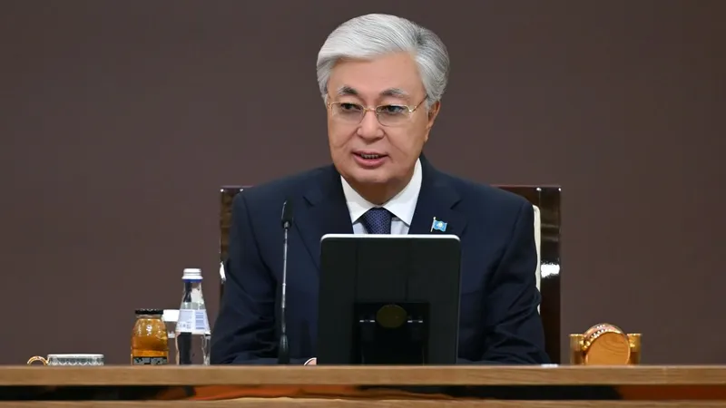 Токаев прибыл в Конгресс-центр в Давосе