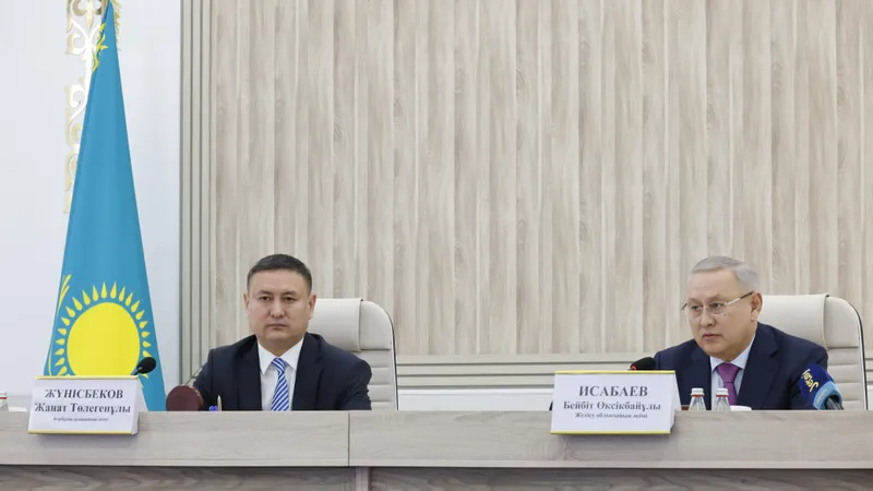 Бейбит Исабаев: За последние 3 года в Кербулакском районе решен ряд актуальных инфраструктурных проблем