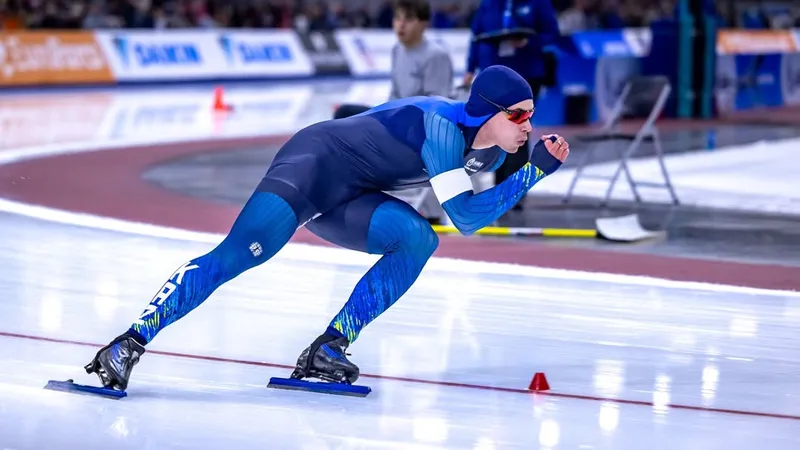 Казахстанский конькобежец остановился в шаге от победы на Кубке мира в Германии