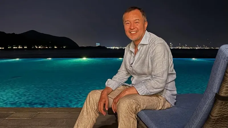 54-летний Акан Сатаев в шестой раз стал отцом