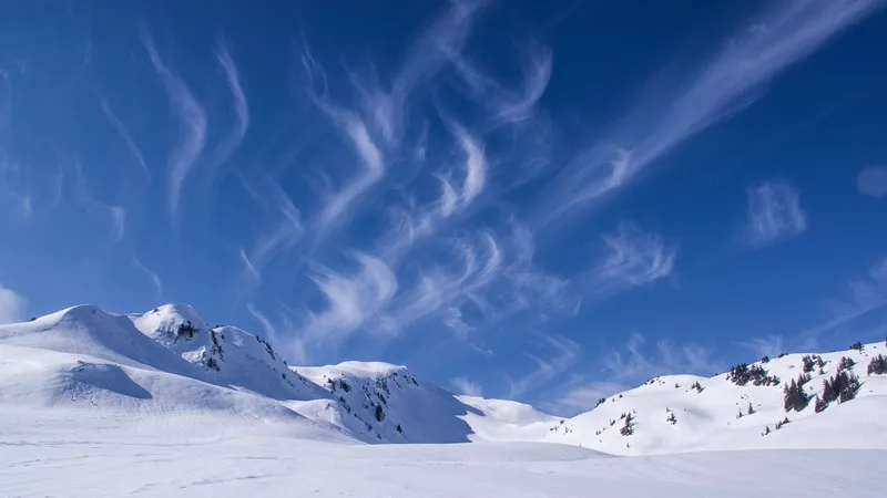 Крупнейший горнолыжный курорт в Центральной Азии строят в горах Иссык-Куля