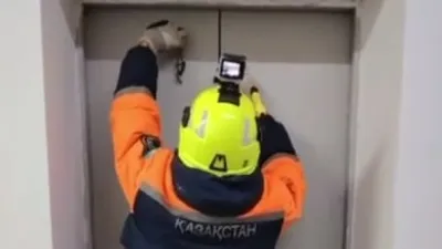 спасатель, фото - Новости Zakon.kz от 25.01.2026 10:57