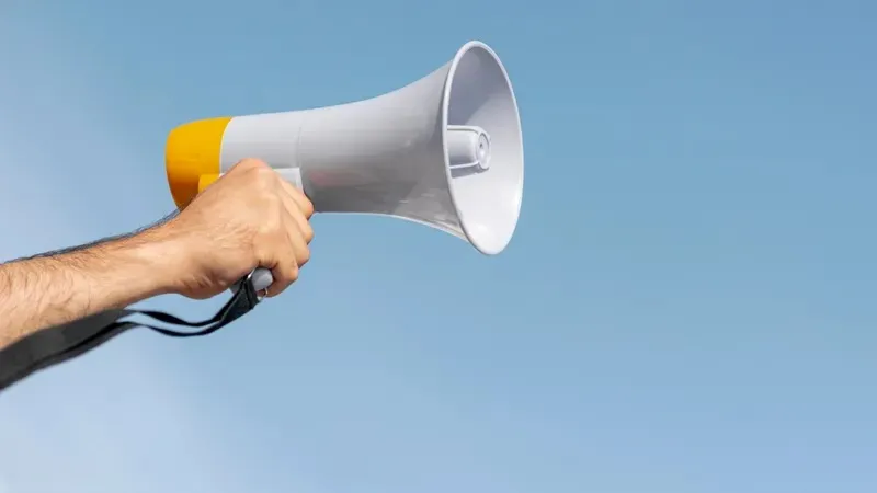 Шаталов о правках в Конституцию: Гарантии свободы слова и мирных собраний сохраняются