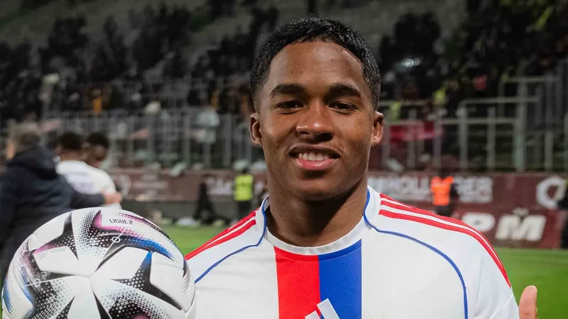 19-летний талант "Реала" творит чудеса в чемпионате Франции по футболу