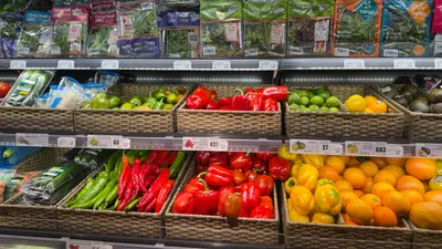 Из каких стран к нам едут овощи и фрукты и что с ними происходит по дороге