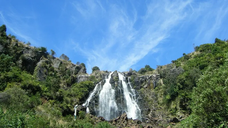 Обычная прогулка туриста по побережью в Австралии привела к неожиданному расследованию