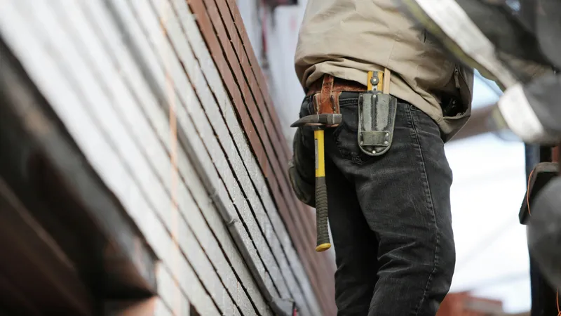 С помощью граждан каких стран заменяют дефицит кадров в Казахстане