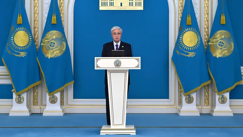 Запустить цифровую платформу управления автотранспортом с ИИ поручил Токаев