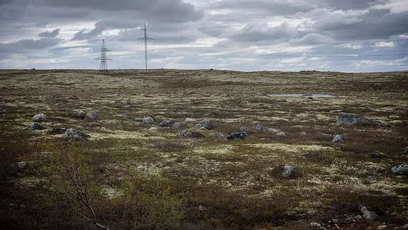 Усилить контроль за использованием земель и недр Алматинской области потребовал аким