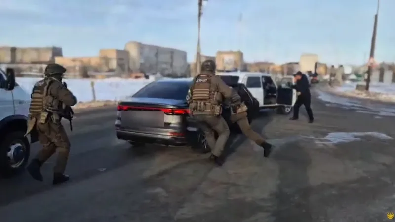 Серия мошенничеств с курьерами: схема раскрыта в одном из городов Казахстана