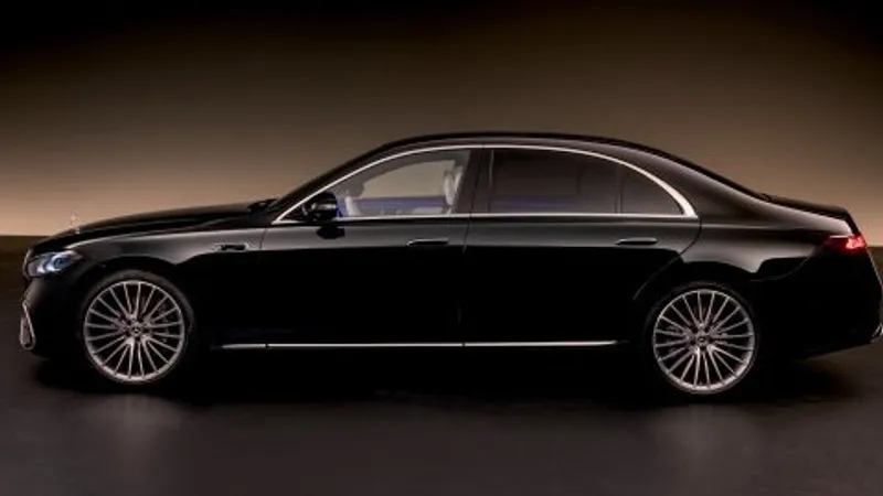 Mercedes-Benz представил обновленный S-класс