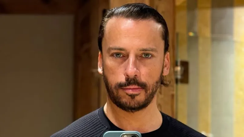 Галкин продолжает покорять фанатов новым образом