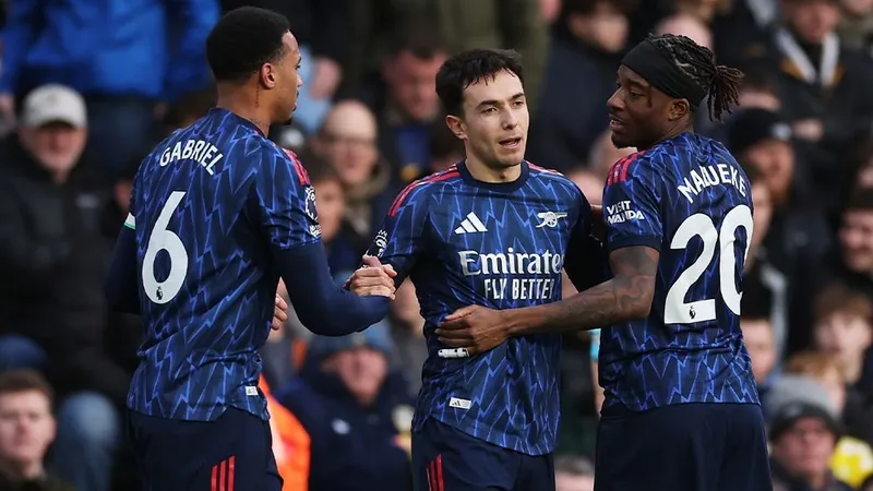 "Арсенал" спустя 22 года может снова надеть золотые медали АПЛ