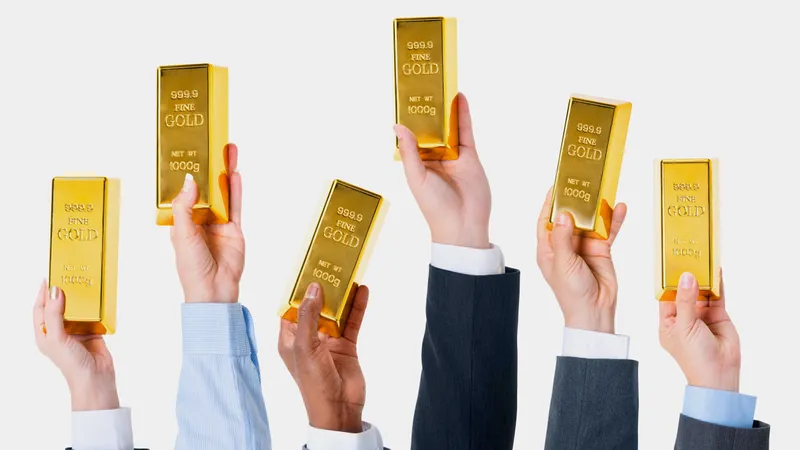 Золото падает в цене: что делать инвесторам в Казахстане