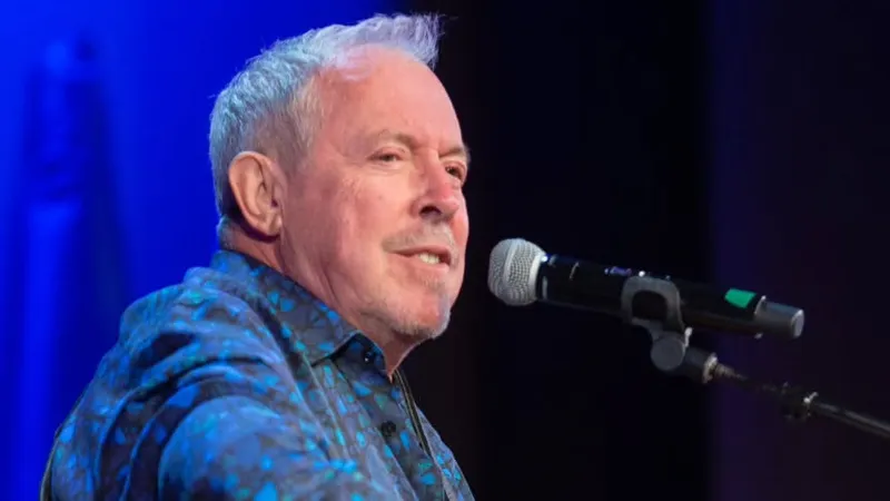 В материалах по делу Эпштейна нашли имя Андрея Макаревича