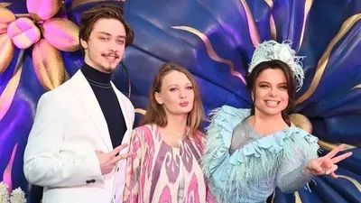 Сына Наташи Королёвой заметили с женой-стриптизершей в Таиланде