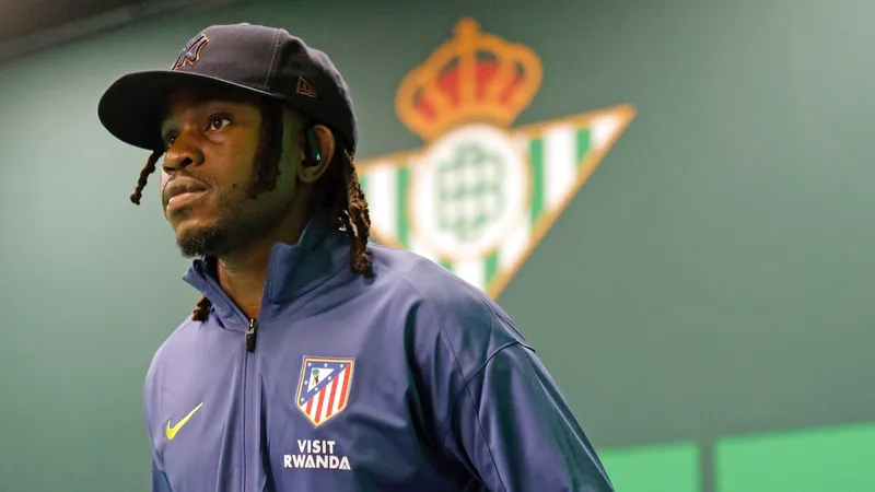 Лукман забил красивый гол в первом же матче за "Атлетико"