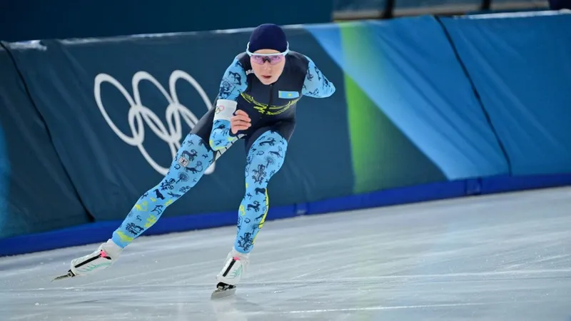 Казахстанские конькобежки вошли в топ-10 на Олимпиаде-2026