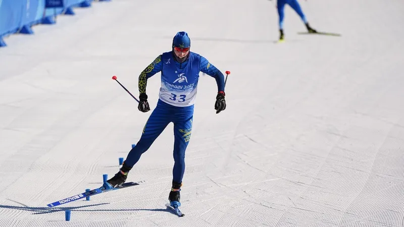 Казахстанские лыжники дебютировали на Олимпиаде-2026 в дисциплине скиатлон в Италии