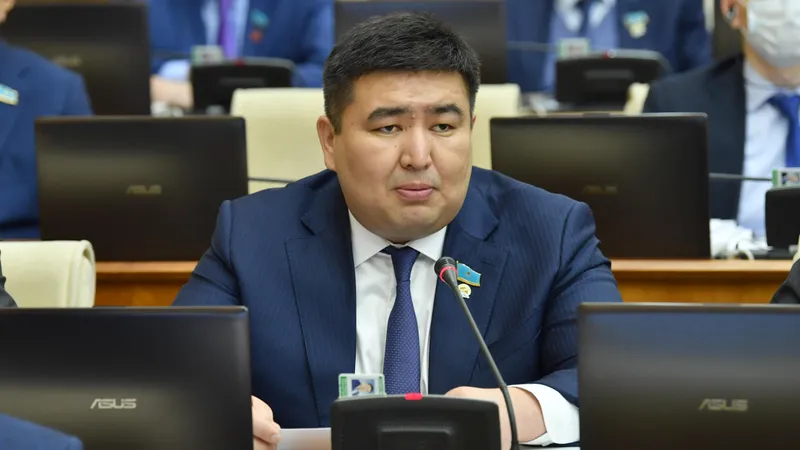 Депутат Елнур Бейсенбаев получил новую должность в Администрации президента