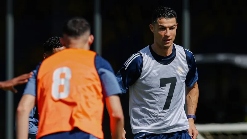 Криштиану Роналду подвергся резкой критике со стороны саудовского журналиста