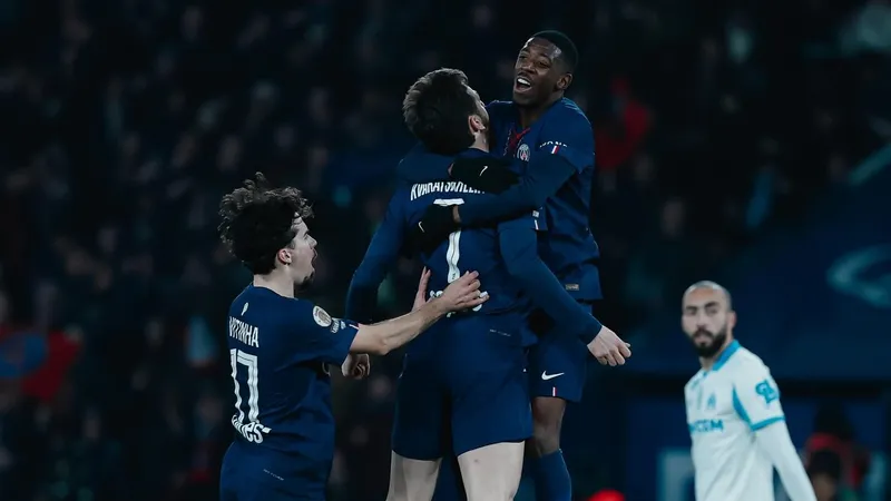 ПСЖ порадовал своих болельщиков разгромной победой над "Марселем"