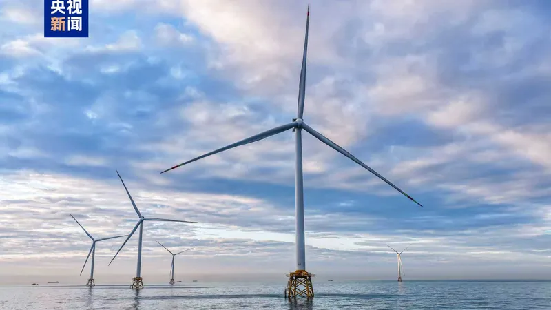 В море Китая включили первую в мире 58-этажную ветряную турбину