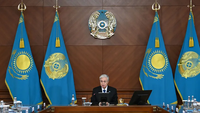 Токаев раскритиковал формальный подход к либерализации экономики