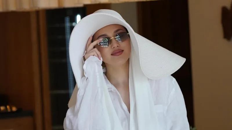 41-летняя Ерке Есмахан показала шикарный и идеальный отдых на Мальдивах