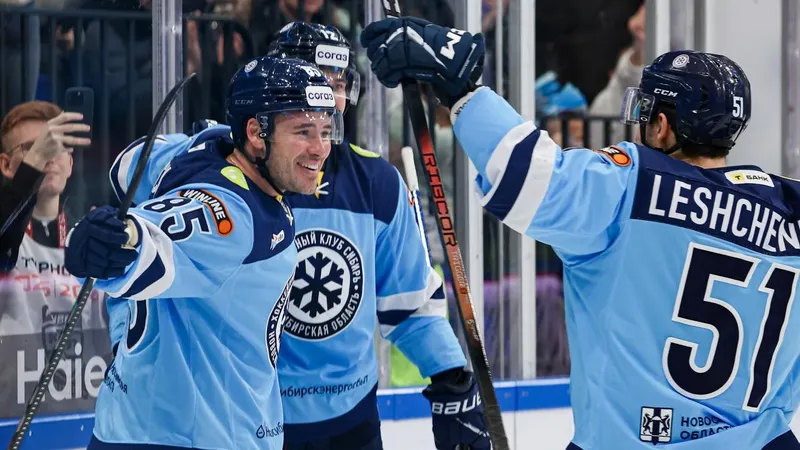 Бек набрал семь очков за матч и установил исторический рекорд КХЛ