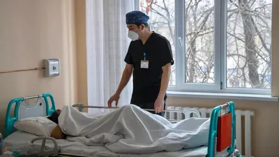 санврач объяснил массовое заражение кадетов в Акмолинской области, фото - Новости Zakon.kz от 11.02.2026 22:52