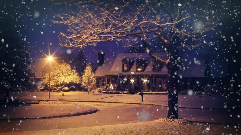 Морозная погода, сильные снегопады и ливни накроют Казахстан 14 февраля