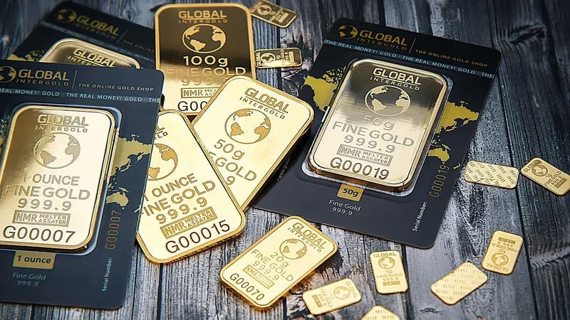 Итальянец случайно выбросил в мусор золотые слитки