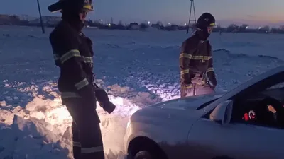 помощь спасателей, фото - Новости Zakon.kz от 15.02.2026 20:56