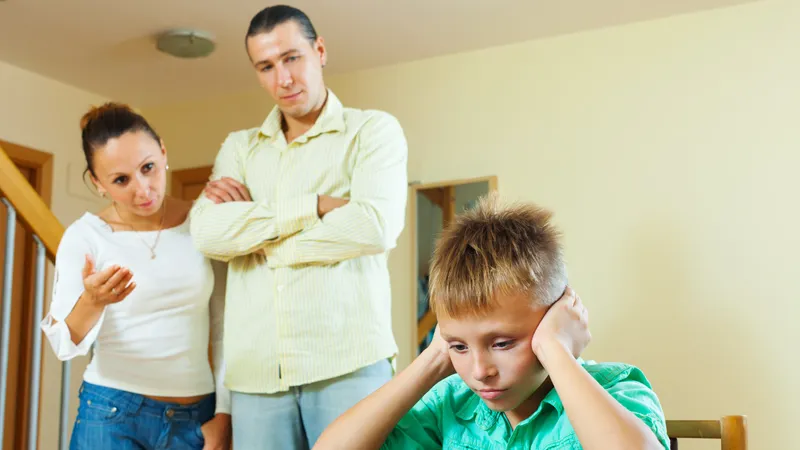 Какие фразы чаще всего используют родители-нарциссы и как это влияет на детей