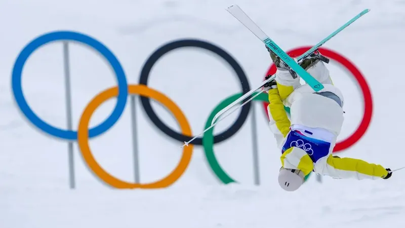 Выяснилось, кто из казахстанцев выступит 15 февраля на Олимпиаде-2026