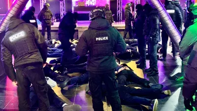 полиция, СОБР, ночной клуб, фото - Новости Zakon.kz от 16.02.2026 14:15