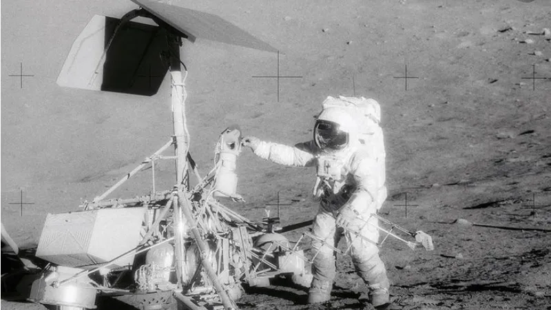 "Тайна раскрыта": почему NASA уничтожило оригиналы пленок высадки на Луну