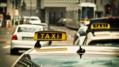 такси, фото - Новости Zakon.kz от 16.02.2026 11:54